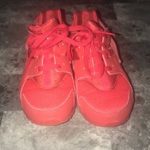 Toddler red Nike huaraches